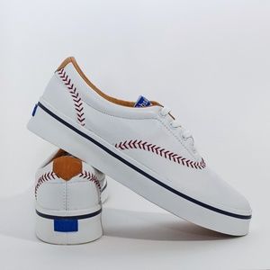 NIB kids Homerun CVO - Women's Size 9 - White Leather with Red Baseball Stitches